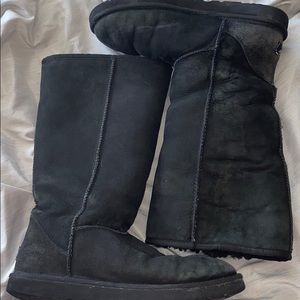 Tall black ugg boots